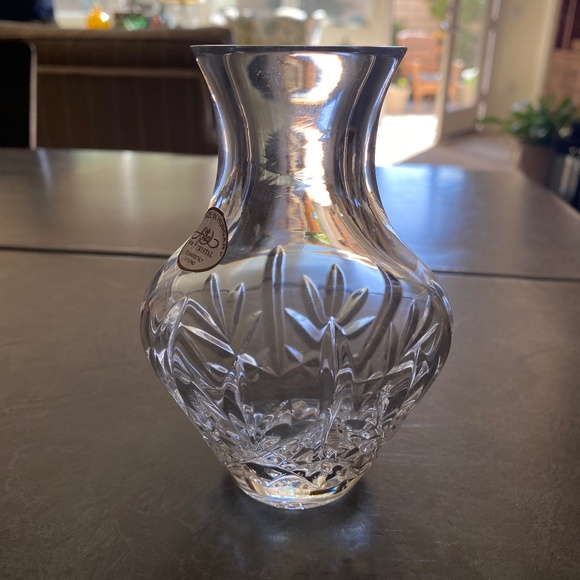 Waterford Ajka Crystal Bud Vase - Amarant pattern - Picture 3 of 5